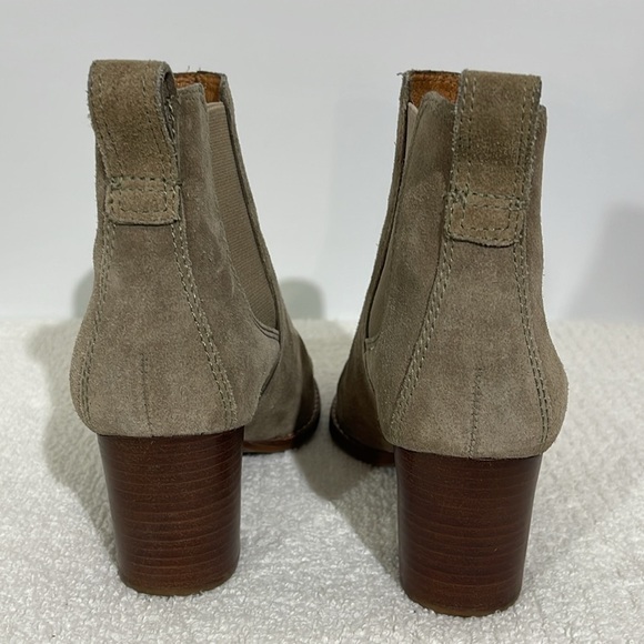 MADEWELL The Regan Boot in Suede Leather Color Tan Size 6 - Picture 5 of 9